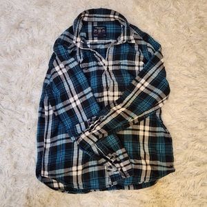 Men’s American Eagle Plaid Button Down